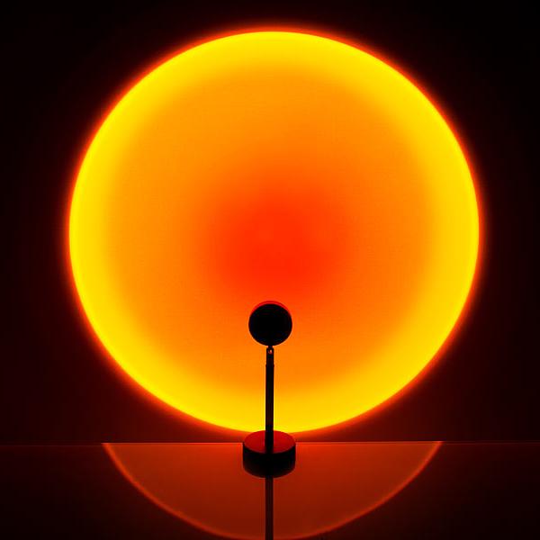 Atmospheric LED Sunset Lamp for Cozy Lighting Ambiance