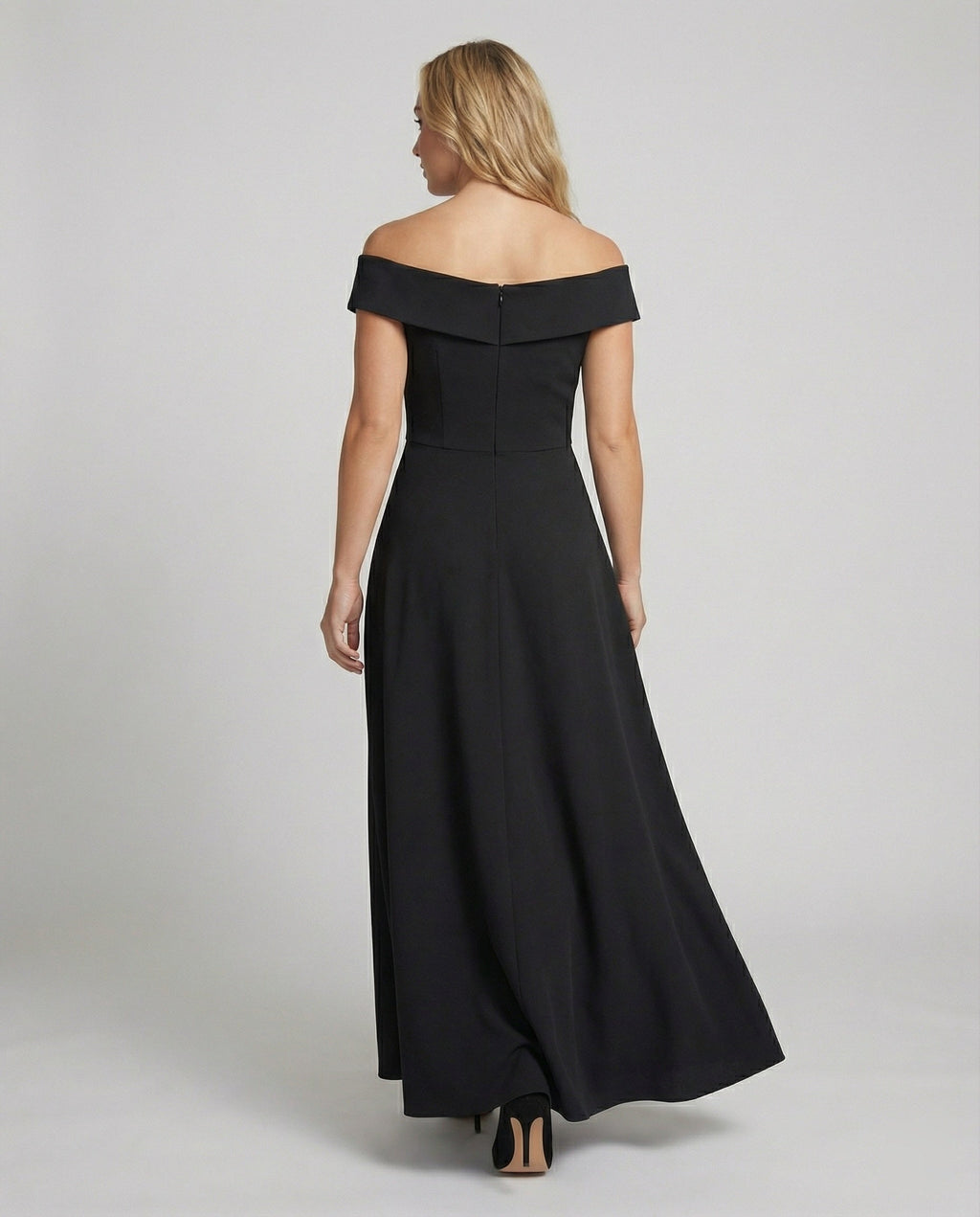 Women's Evening Dress | Polyester | Off-Shoulder Tailored Long Silhouette | Comfortable Fit