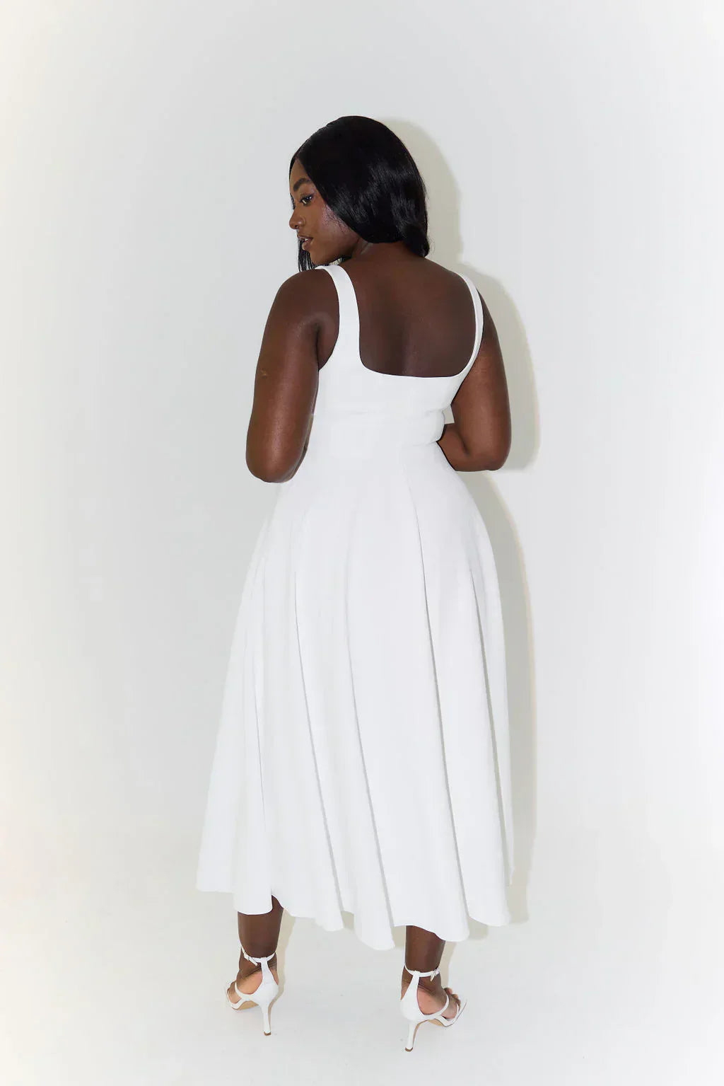Midi Dress with High Waist and Square Neckline – Avencea Summer Trend 2024