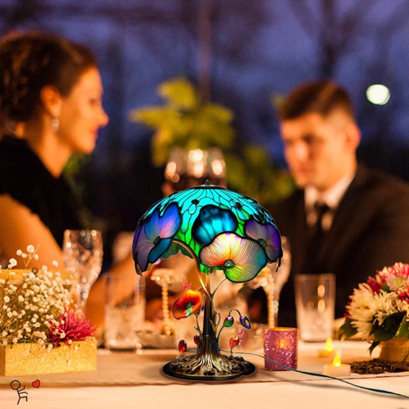 Artistic Table Lamp with Stained Glass – Play of Colors for Your Living Ambiance
