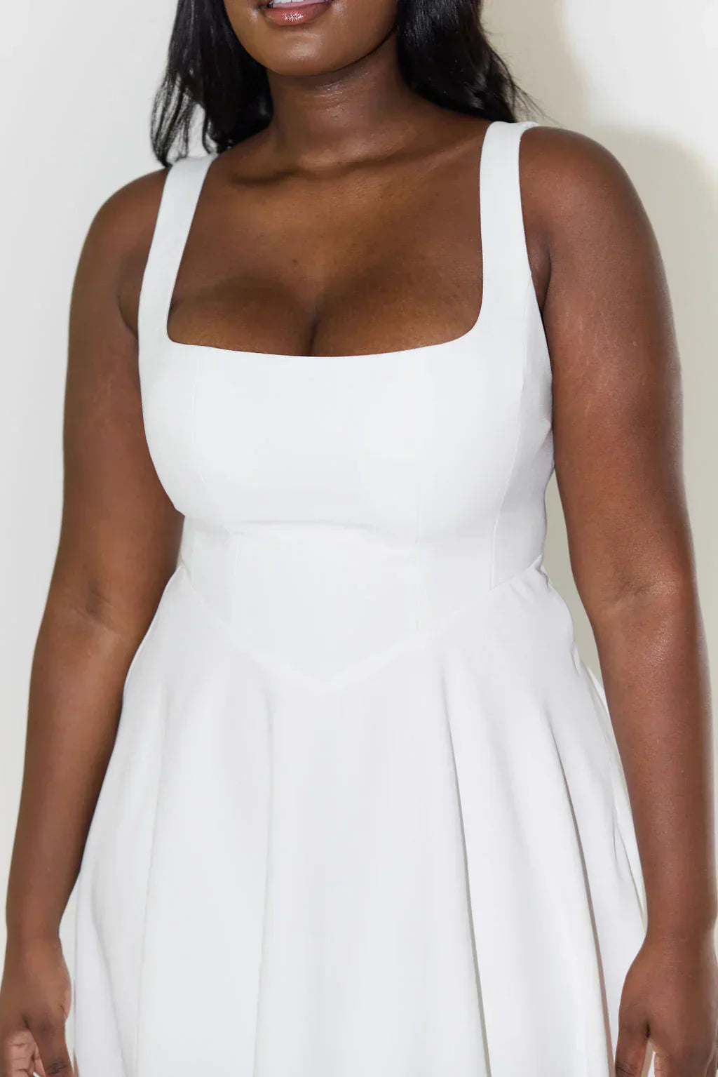 Midi Dress with High Waist and Square Neckline – Avencea Summer Trend 2024